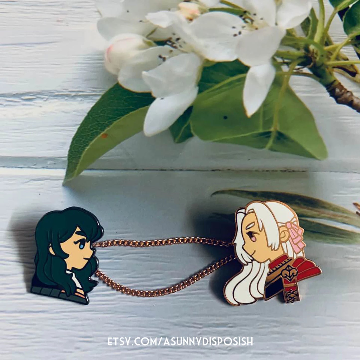 FE3H Byleth Collar Pin Set